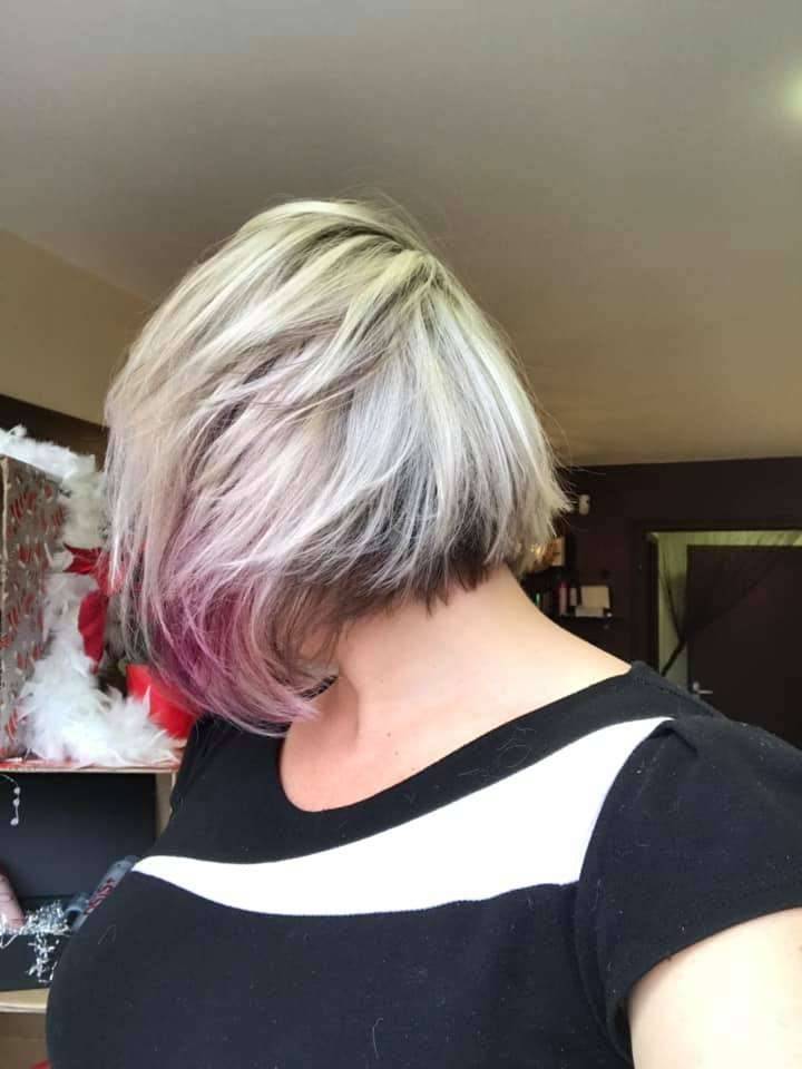 mèches violettes